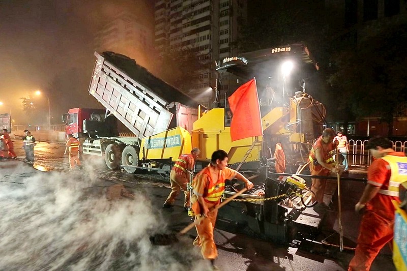 111689057534863860.jpeg 長安街施工2014911246463_副本.jpg